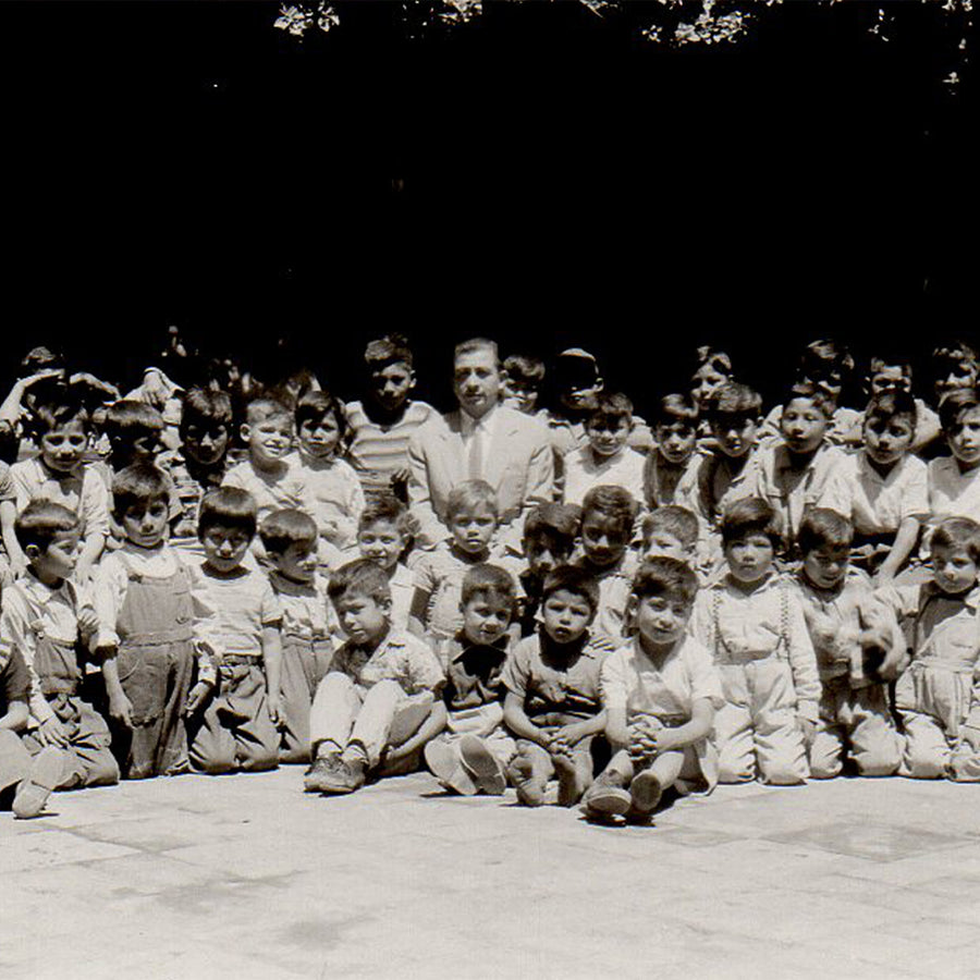 Escuela en el pueblo de Punta de Bombón